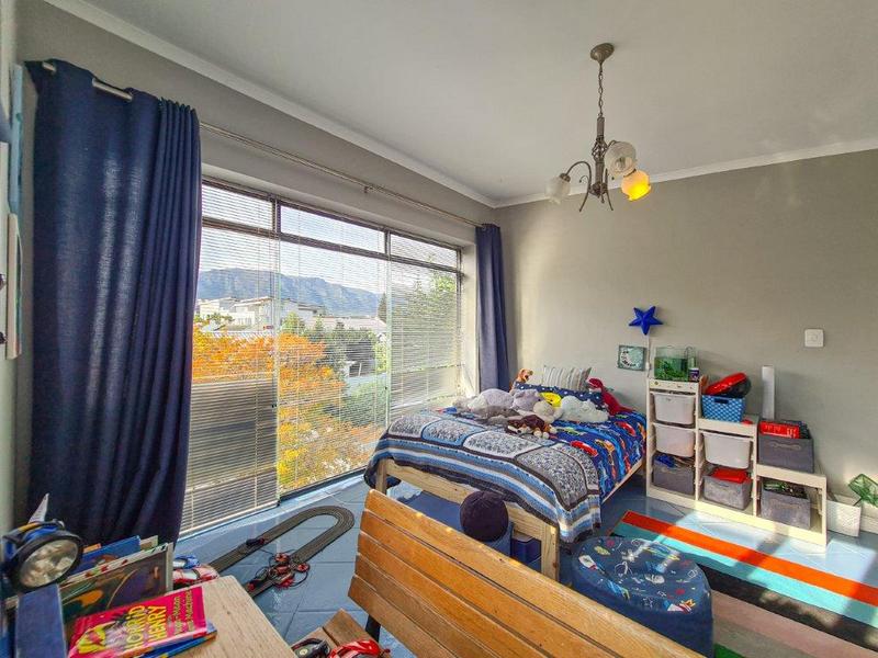 5 Bedroom Property for Sale in Hout Bay Western Cape